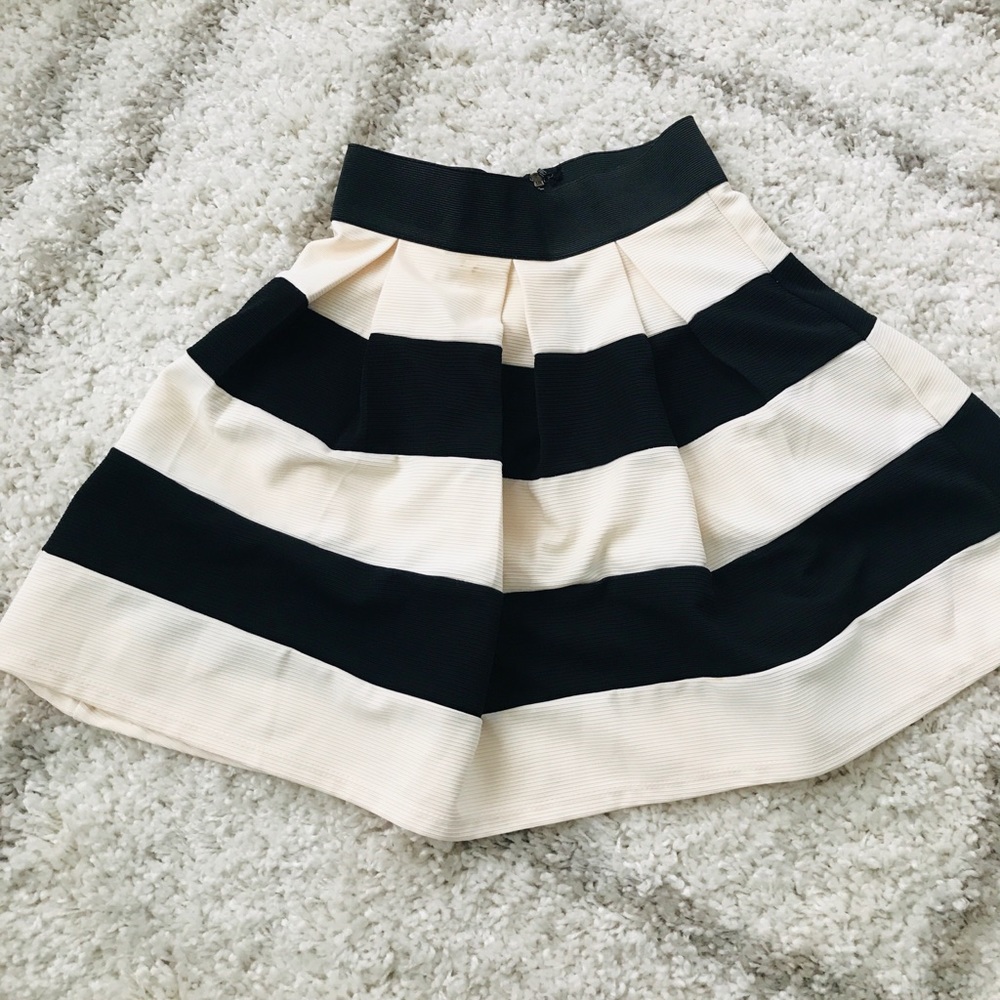 Black and cream mini skirt